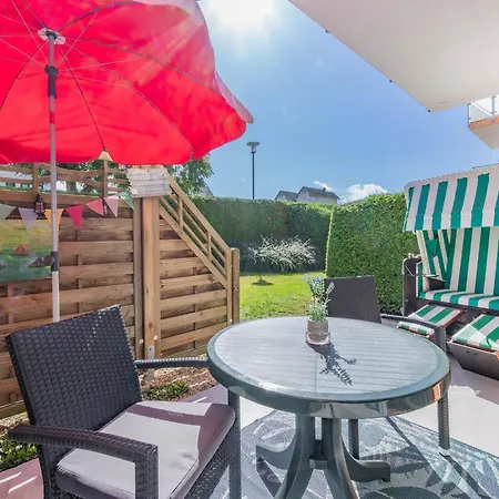 Am Kuestenwald Ostseeglueck 07 Daire Uckeritz